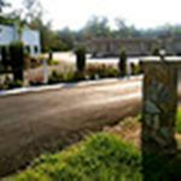 The Whispering Pines Motel- Whitestone White Stone Extérieur photo